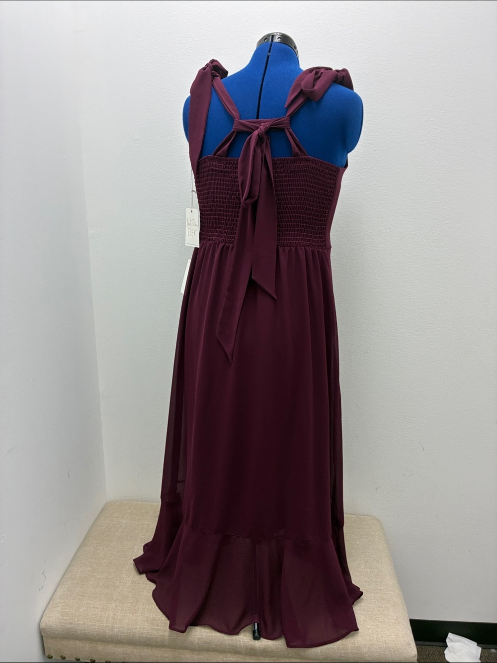 Women's Burgundy Tie-Shoulder Square-Neck Maxi Bridesmaid Dress - Picture 8 of 14